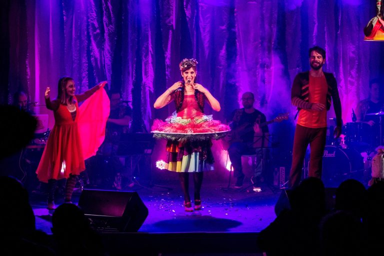 Show “CantaBicho” é apresentado em Fortaleza pela primeira vez