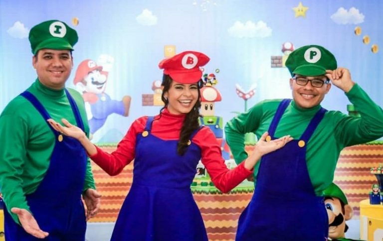 Bloco de Carnaval infantil movimenta shopping do Eusébio