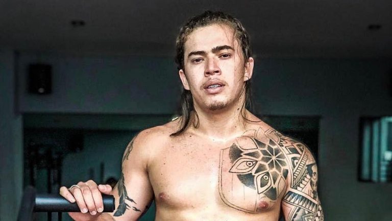 Whindersson Nunes faz cirurgia de emergência e anuncia pausa na carreira