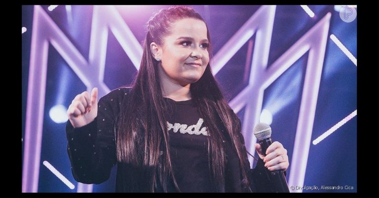 Fãs invadem banheiro de Maiara e cantora registra tudo