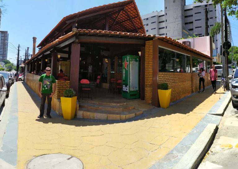 Cearensidade e boemia dão tom a novo espaço gastronômico de Fortaleza