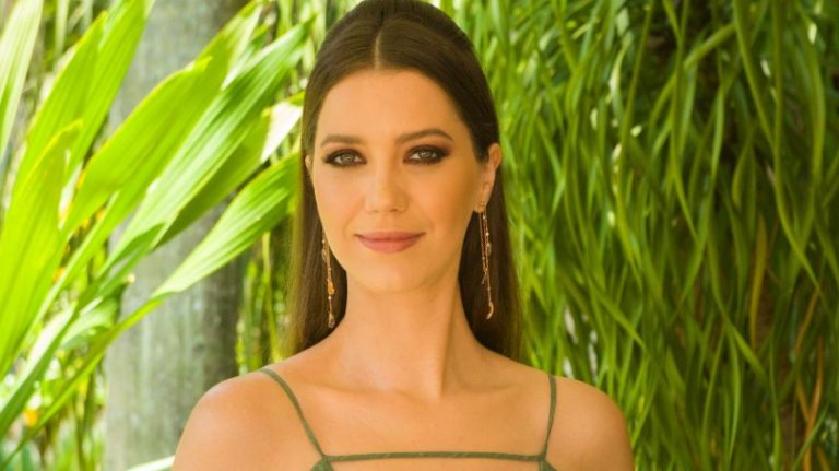 Nathália Dill se despede da vilã Fabiana em último dia de gravação