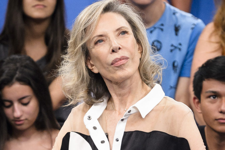 Marília Gabriela libera empregadas, com salário, para cumprir quarentena
