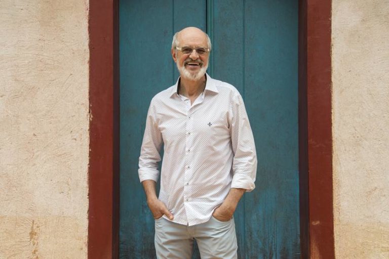 Revelação: Ator Marcos Caruso diz que se relaciona com homens
