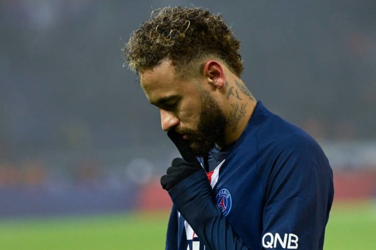 Juiz encerra caso de acusação contra Neymar