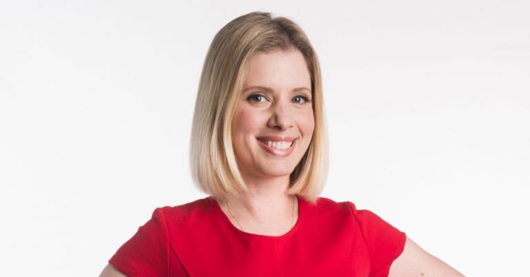 Atriz Dani Valente se torna nutricionista nos EUA