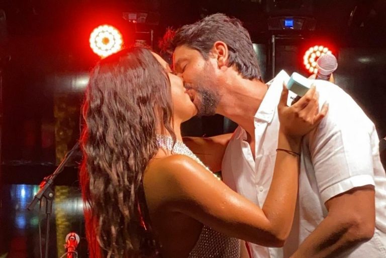 Ex-BBB Emilly Araújo é pedida em casamento na virada do ano