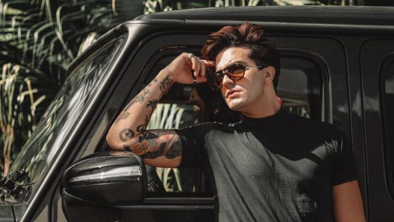 Luan Santana renova visual e exibe cabelo curto com topete