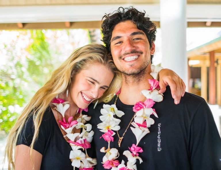 Gabriel Medina publica fotos do casamento com Yasmim Brunet