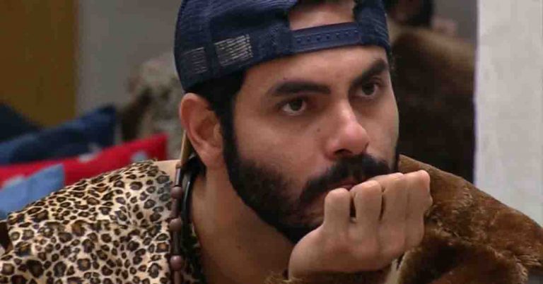 Rodolfo desabafa na web e dispara: ‘Parem de ficar arranjando namorada pra mim’