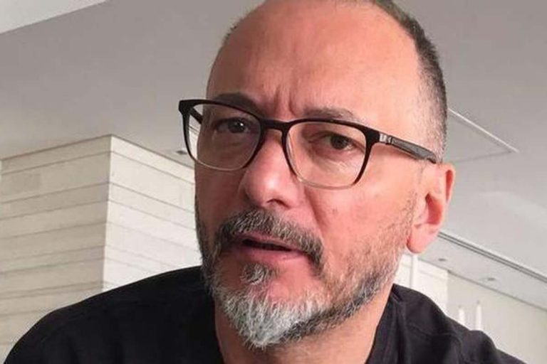 Britto Júnior ataca diretor da Record: “é um merda”