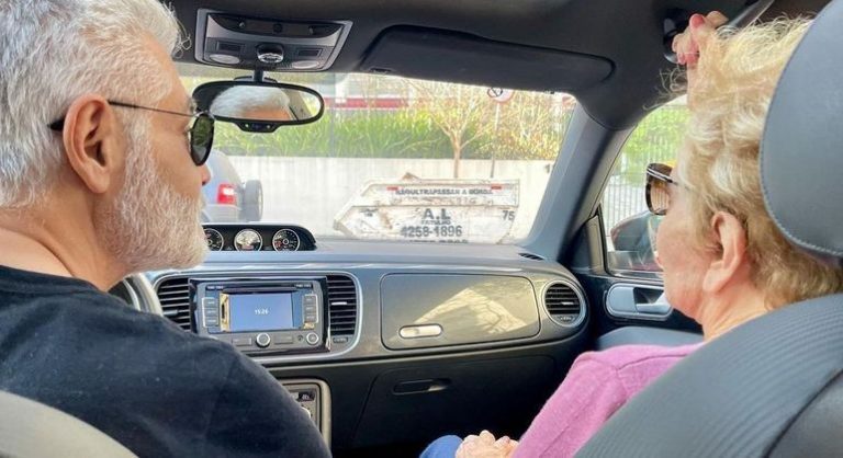 Glória Menezes dá seu primeiro passeio após internação
