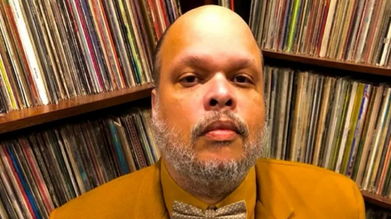 Ed. Motta ataca Raul Seixas em live na web: “ruim pra c*ralho musicalmente”