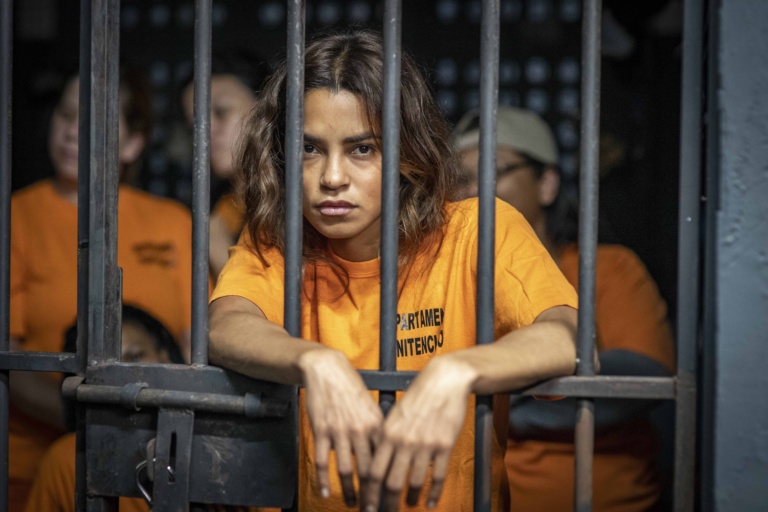 Travessia: Brisa vai presa no Rio de Janeiro