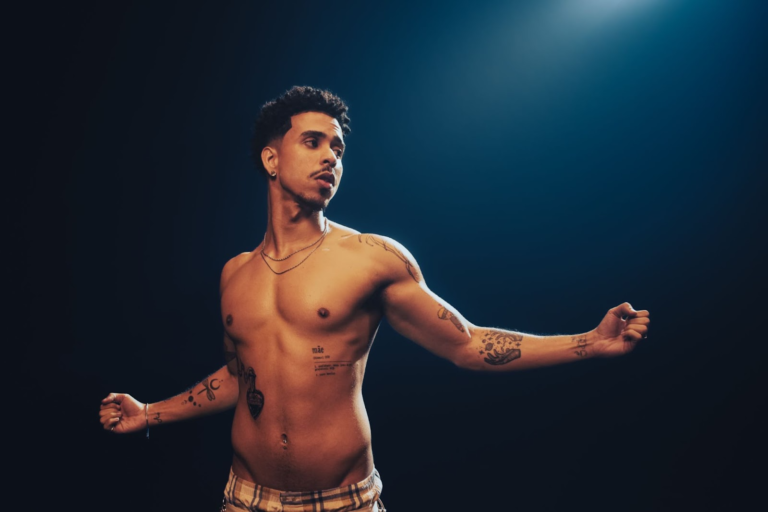 Thiago Pantaleão lança versão deluxe do álbum “Fim do Mundo”