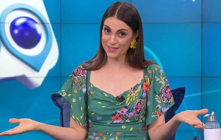 Chris Flores cansa de fazer fofoca e sai do SBT