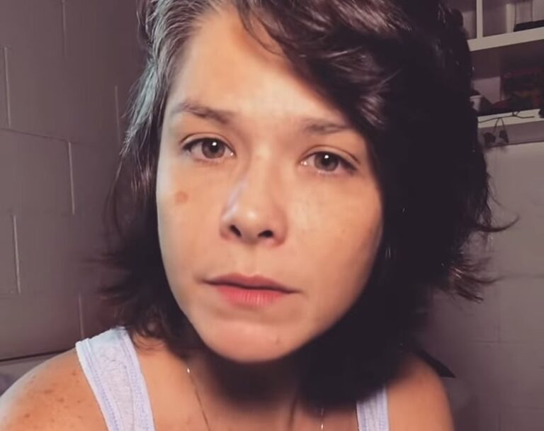 Samara Felippo afirma ter passado pela mesma situação de Iza