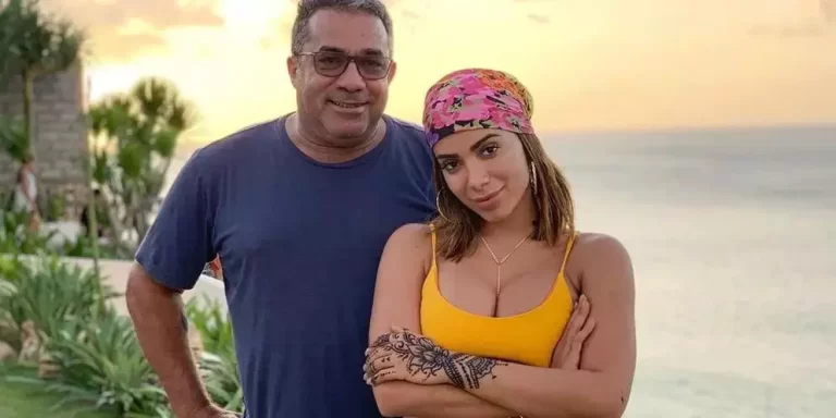 Anitta faz show no “BBB 25” acompanhada do pai