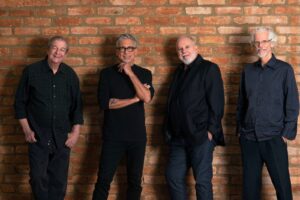 Boca Livre apresenta show “Rasgamundo” no Teatro RioMar Fortaleza
