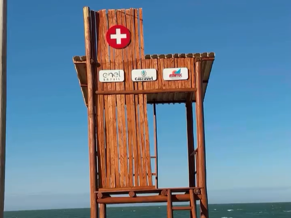 Cascavel inaugura primeira torre de salvamento aquático