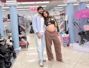 Rafa Kalimann e Nattan compram enxoval da filha em Orlando