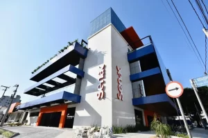 FWA e Fecomércio lançam livro sobre passagem de Mário de Andrade pelo Ceará