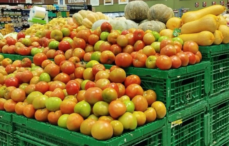 Alimentos “in natura” acumulam maior alta em 12 meses, aponta levantamento
