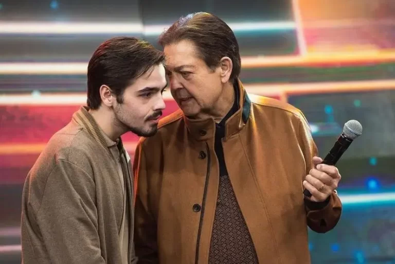 Faustão “está bem”, mas precisa de “cautela e muita fisioterapia”, diz filho