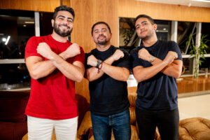 Xand Avião e Henrique & Juliano lançam parceria inédita