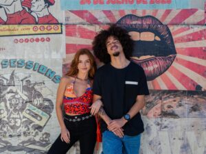Dona de Mim: Kami se surpreende ao ver Ryan e Azzy juntos