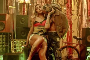 Pabllo Vittar divulga visualizer de “A Ceia”, feat com Dupê